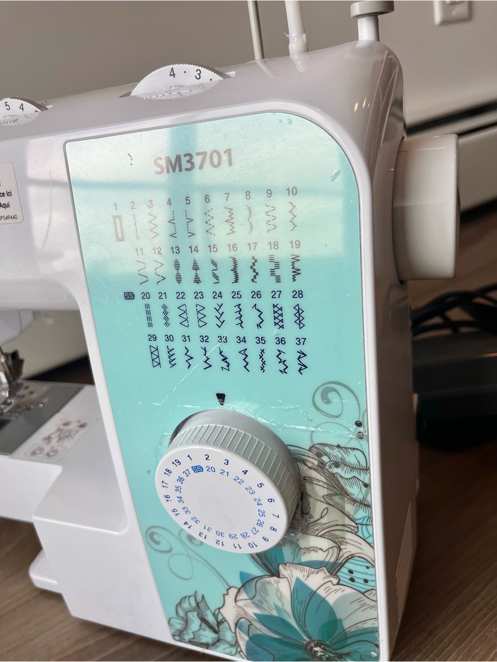 Brother SM3701 Sewing Machine - Picture 5 of 13